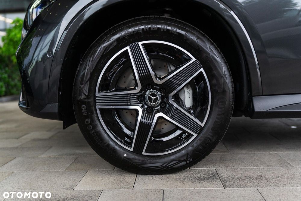 Mercedes-Benz GLC - 27
