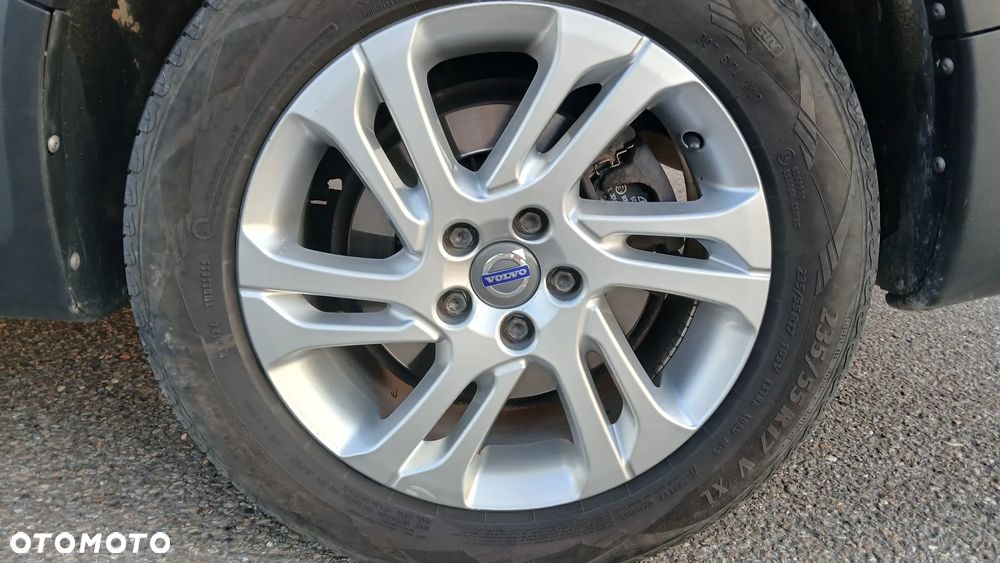 Volvo XC 70 D4 AWD Geartronic Momentum - 28