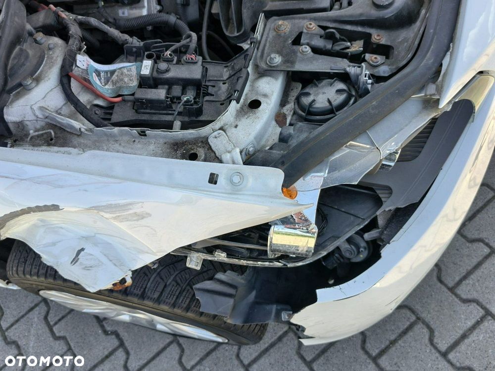 BMW Seria 1 - 21