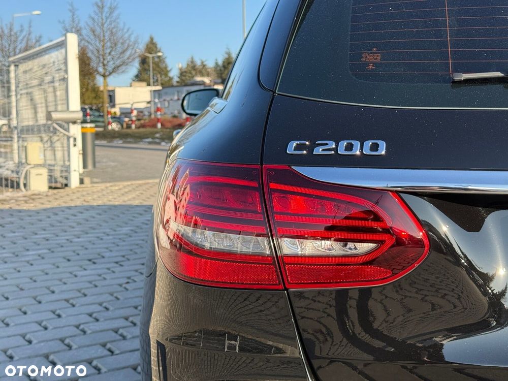 Mercedes-Benz Klasa C 200 4MATIC 9G-TRONIC - 10