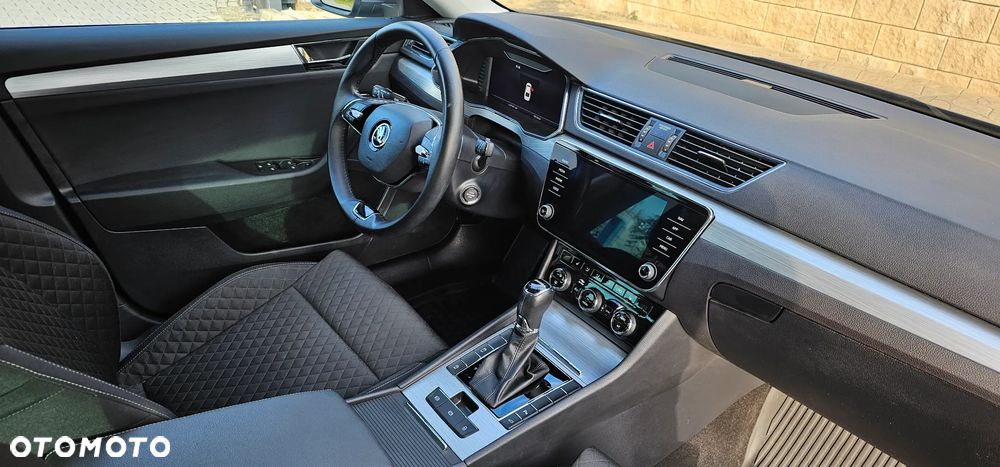 Skoda Superb 2.0 TSI Ambition DSG - 14