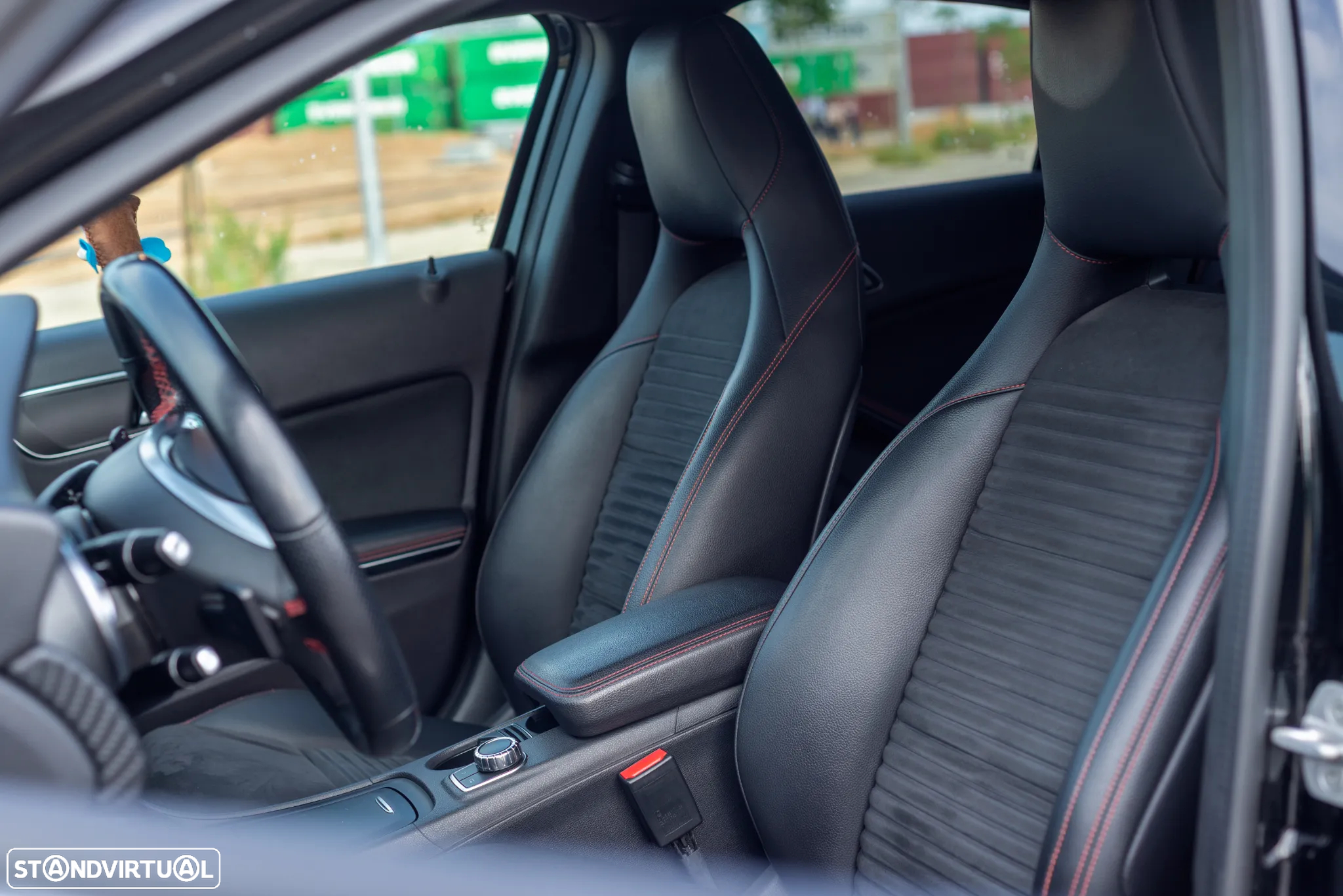 Mercedes-Benz A 220 CDI 4Matic 7G-DCT AMG Line - 7