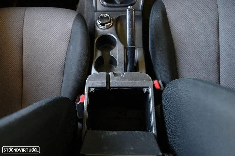 Mitsubishi L200 - 41