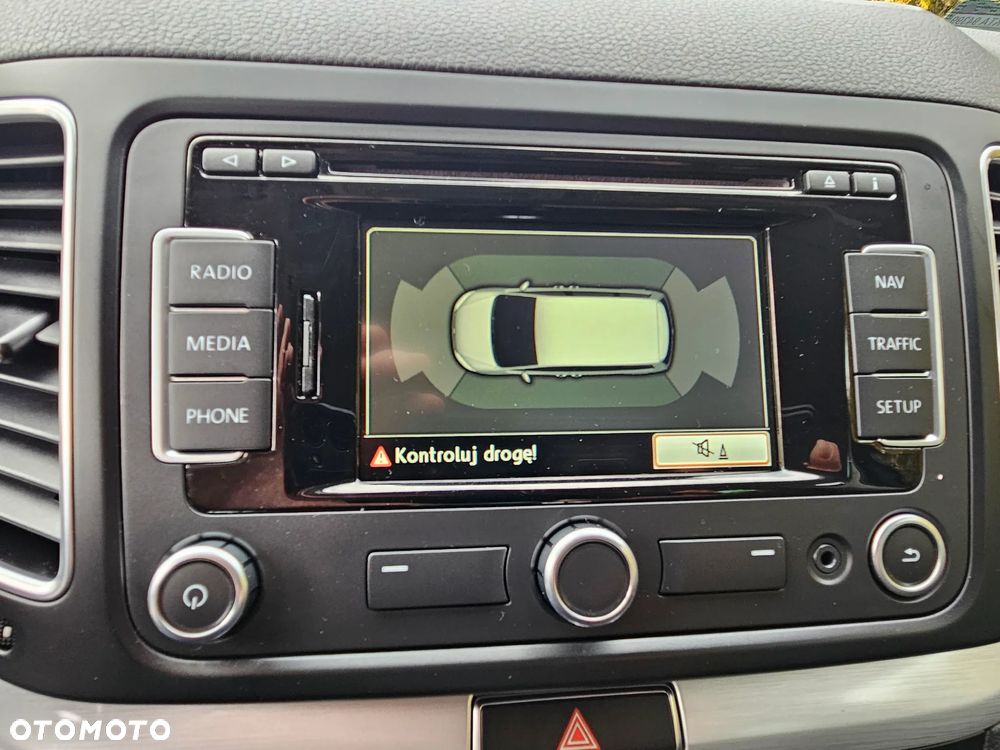 Volkswagen Sharan 2.0 TDI DSG BlueMotion Technology Cup - 16