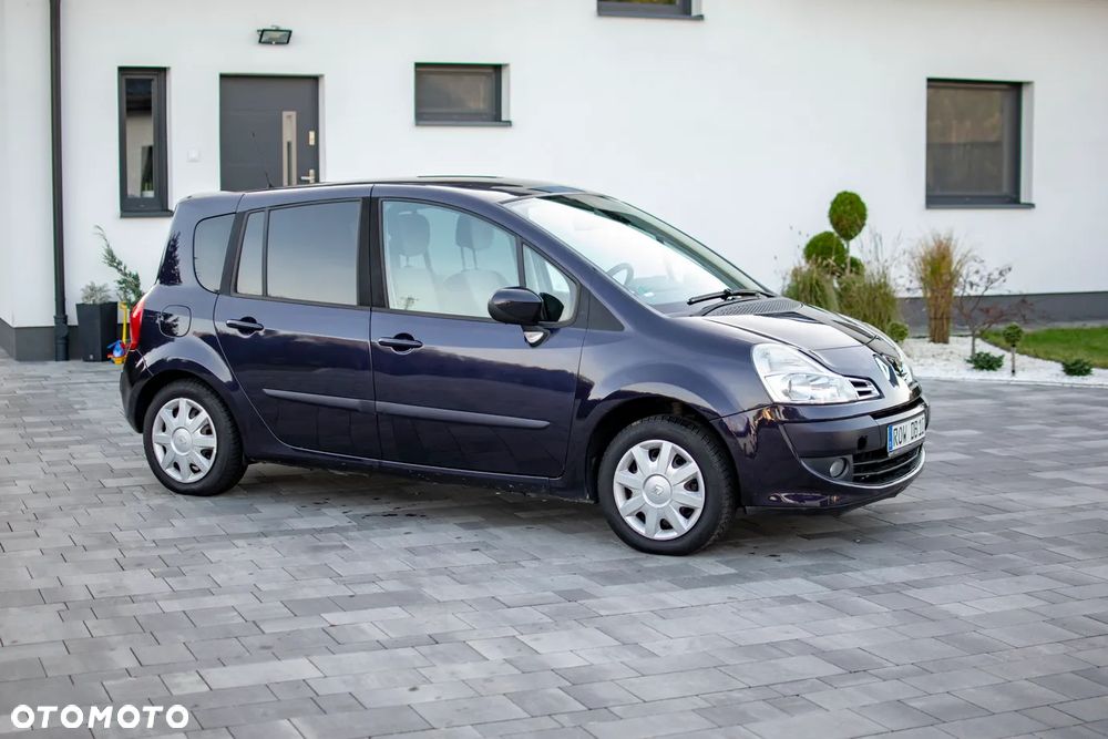 Renault Modus - 12
