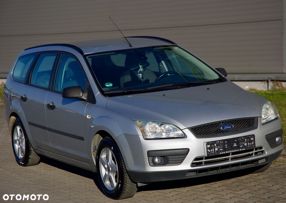 Ford Focus 1.6 16V Style - 1