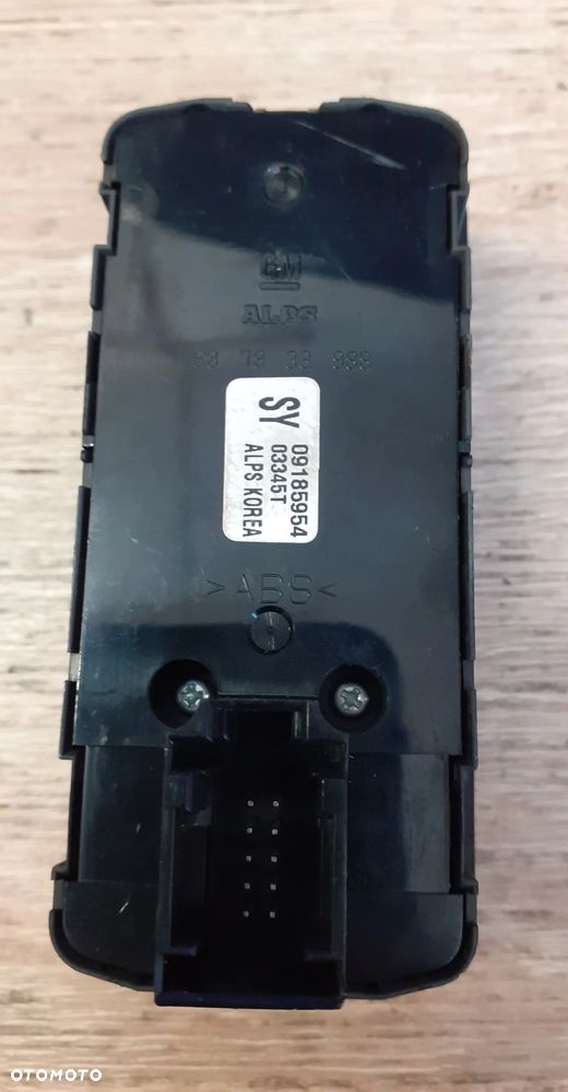 PANEL STEROWANIA PRZEŁĄCZNIK SZYB DRZWI KIEROWCY OPEL VECTRA C - 2