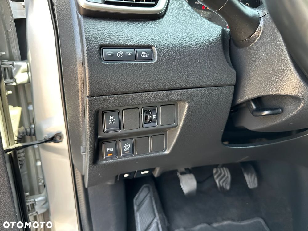 Nissan Qashqai - 17