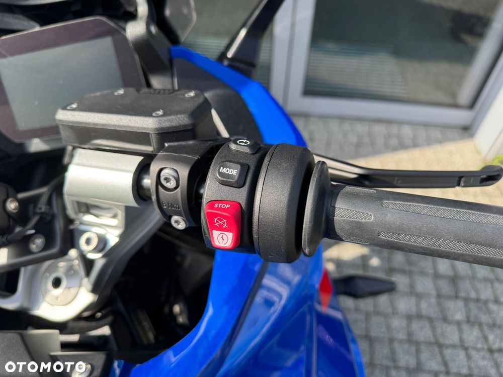 BMW R - 6