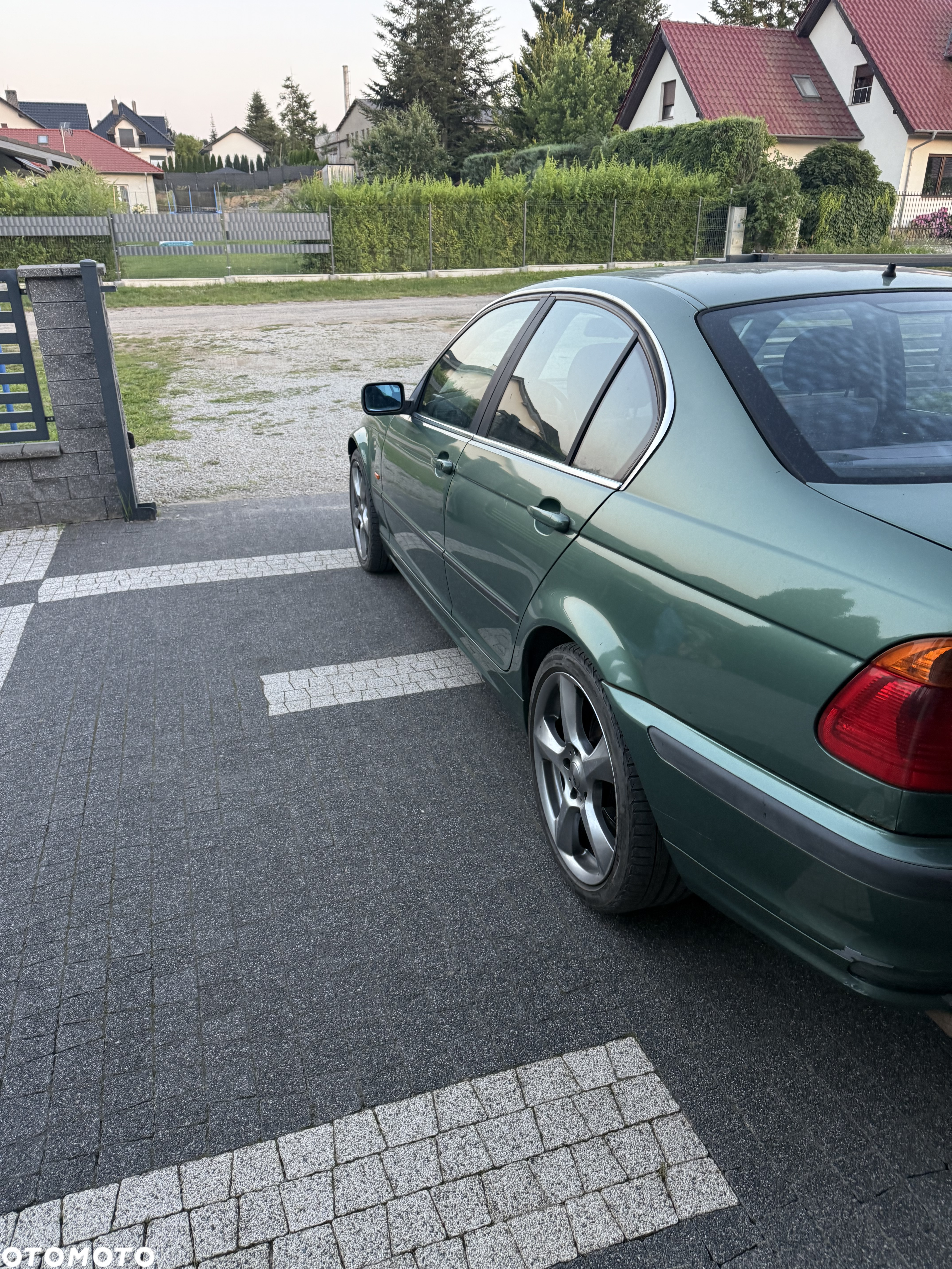 BMW Seria 3 320i - 6