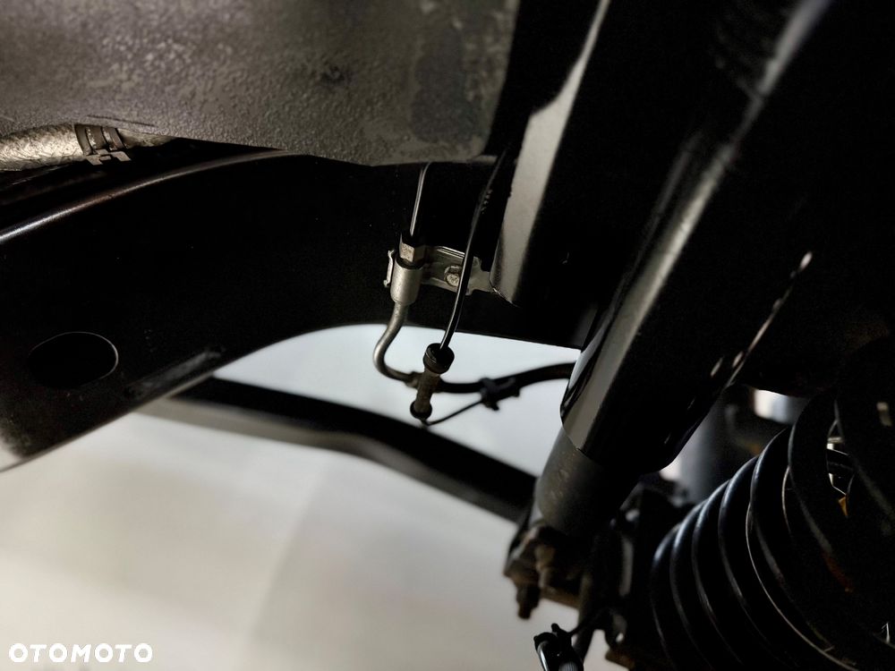 Jeep Wrangler 3.6 Unlim Night Eagle - 26