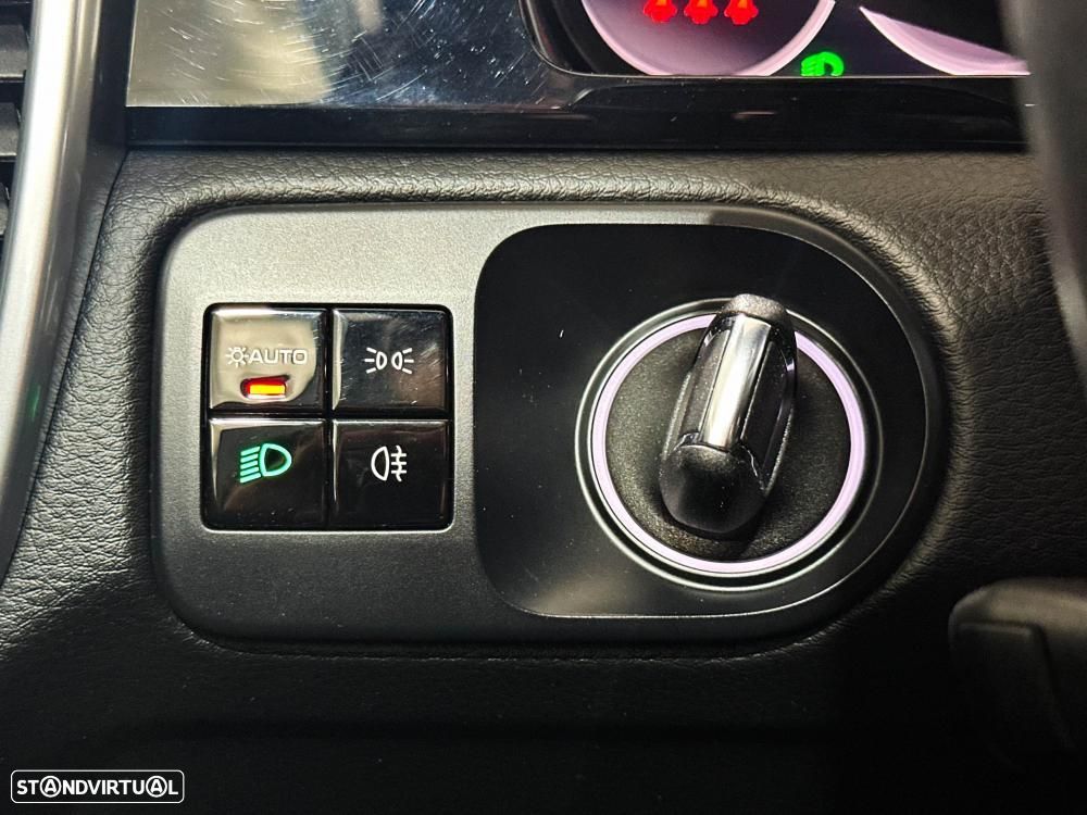 Porsche Cayenne Coupé E-Hybrid Platinum Edition - 51