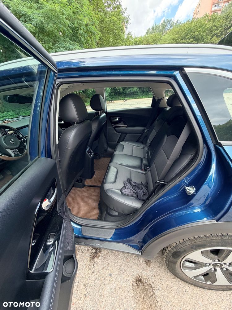 Kia Niro 1.6 GDI Hybrid L - 37