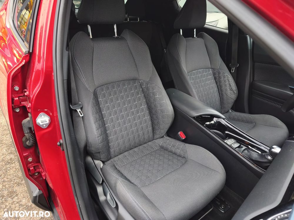Toyota C-HR 1.8 HSD 122 CP 4x2 CVT C-ult Style - 11