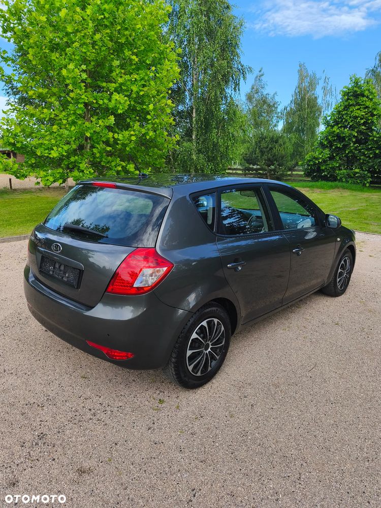 Kia Ceed 1.4 CVVT Edition 7 - 11