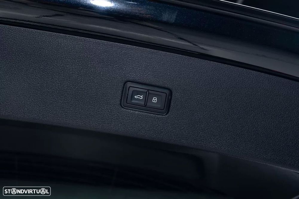 Audi RS Q8 4.0 TFSI quattro Tiptronic - 19