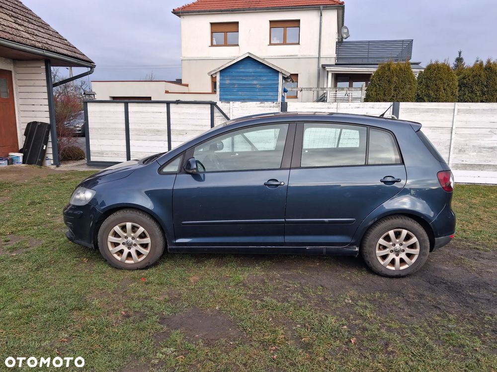Volkswagen Golf Plus 1.6 FSI United - 2