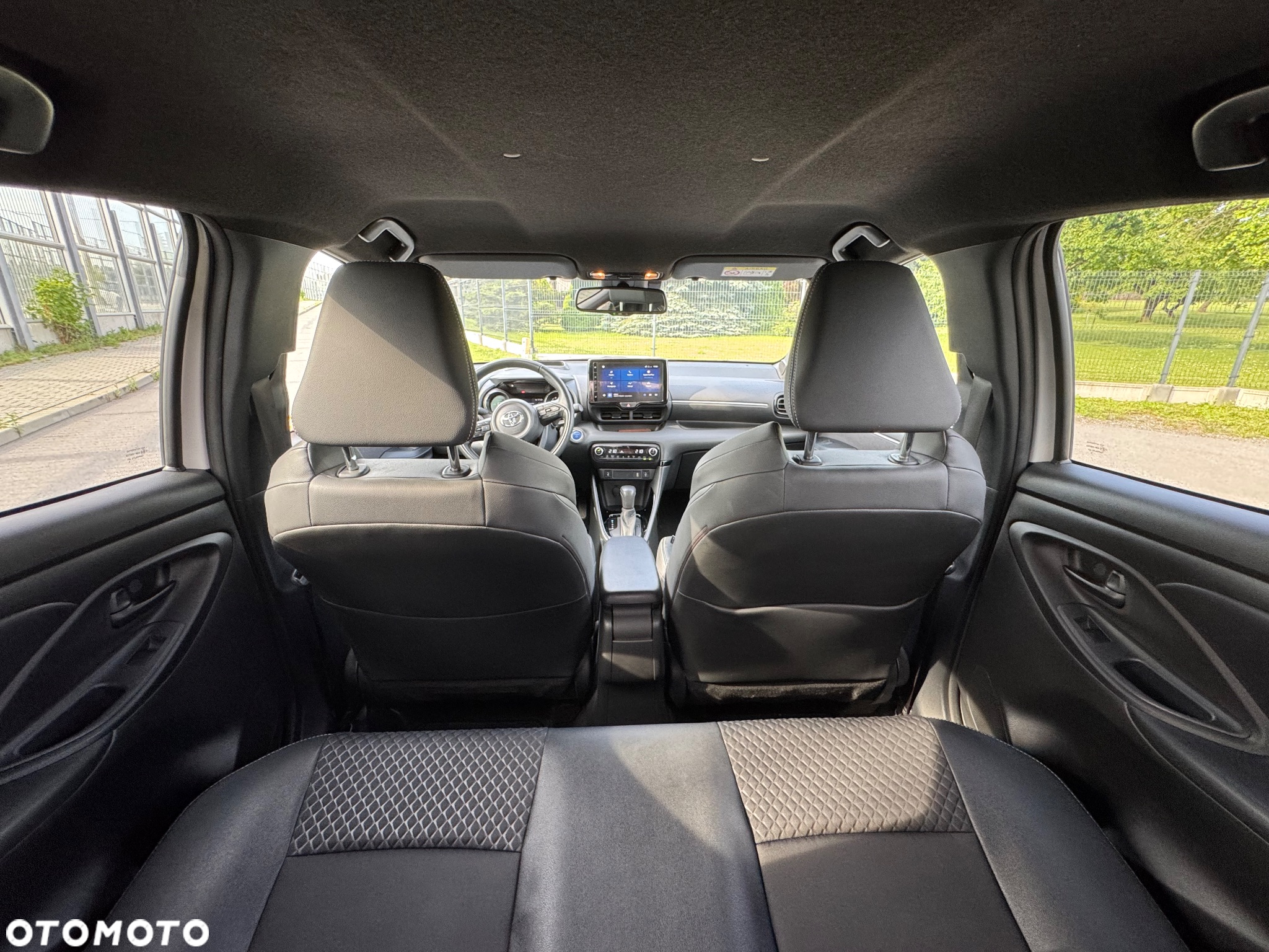 Toyota Yaris Hybrid 1.5 Style - 15