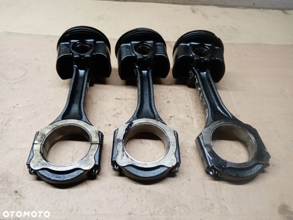 Tłok z korbowodem korbowód Mercedes E-Klasa W213 2.0 CDI 654.920 - 2