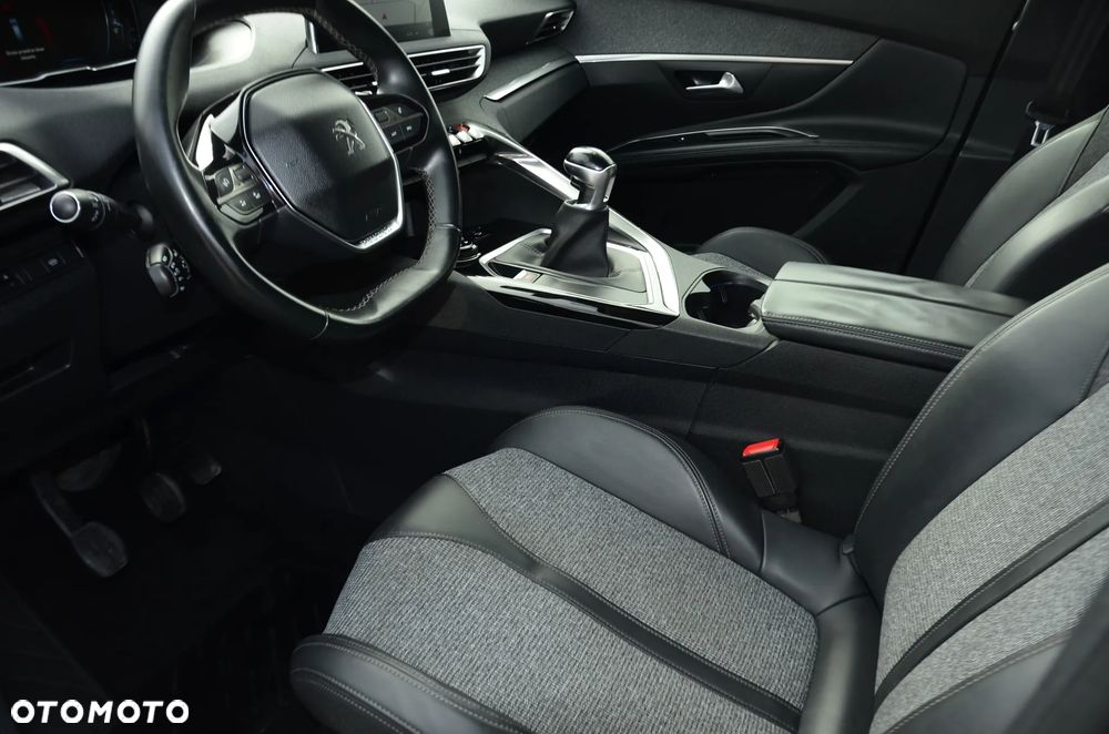 Peugeot 5008 BlueHDi 150 Allure - 18