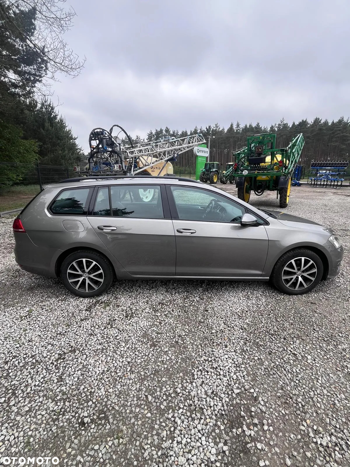 Volkswagen Golf VII 1.6 TDI BlueMotion Trendline - 14