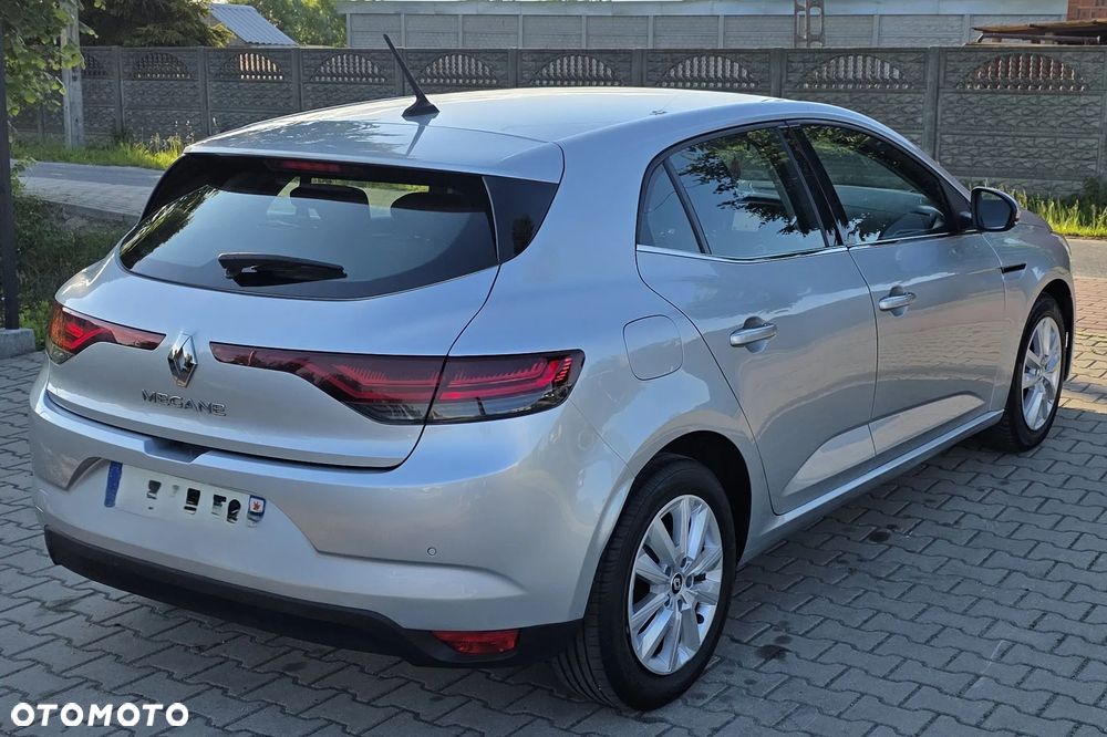 Renault Megane 1.5 Blue dCi Zen - 5