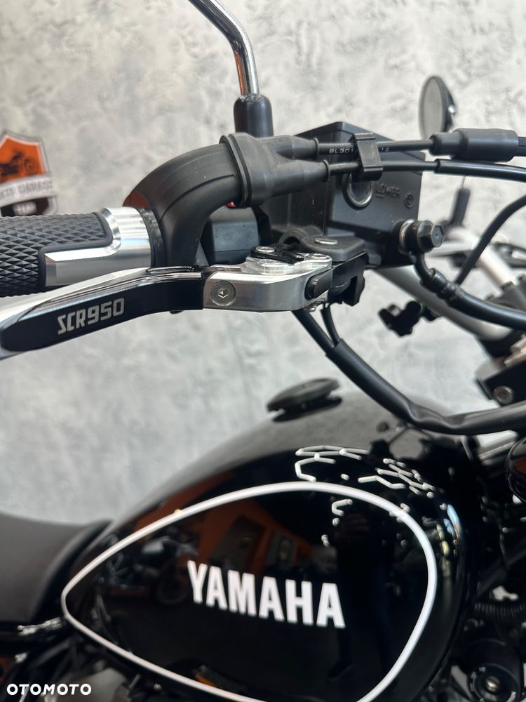 Yamaha SCR - 23