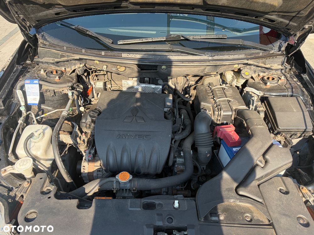 Mitsubishi Lancer 1.6 Invite - 11