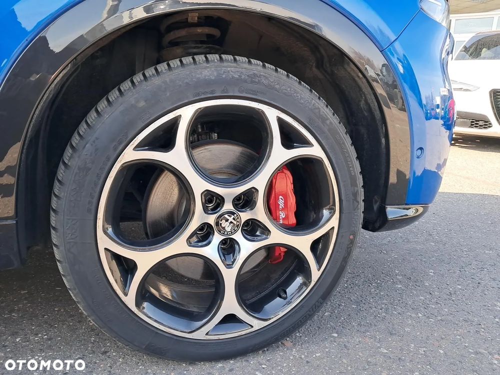 Alfa Romeo Tonale 1.3 PHEV Q4 Veloce - 19