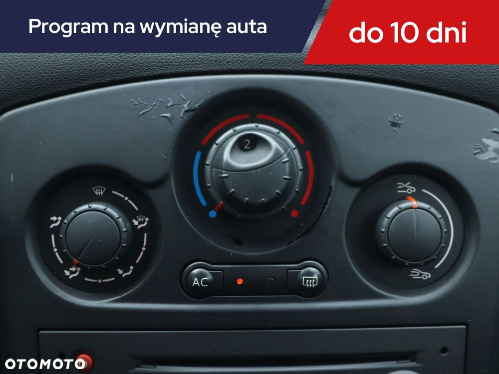 Renault Clio - 18