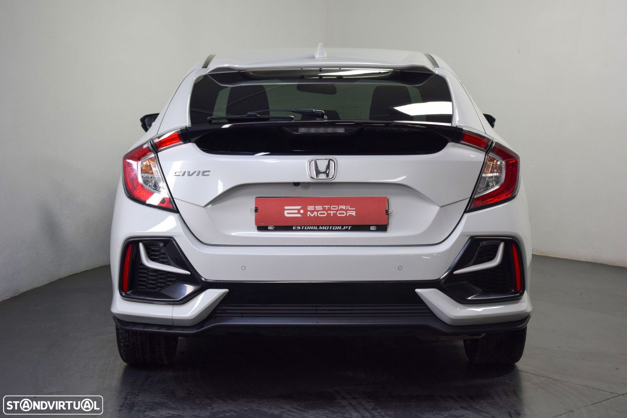 Honda Civic 1.0 i-VTEC Elegance CVT - 4