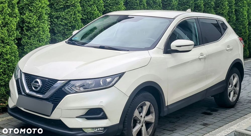 Nissan Qashqai 1.6 DCi N-Connecta Xtronic - 1