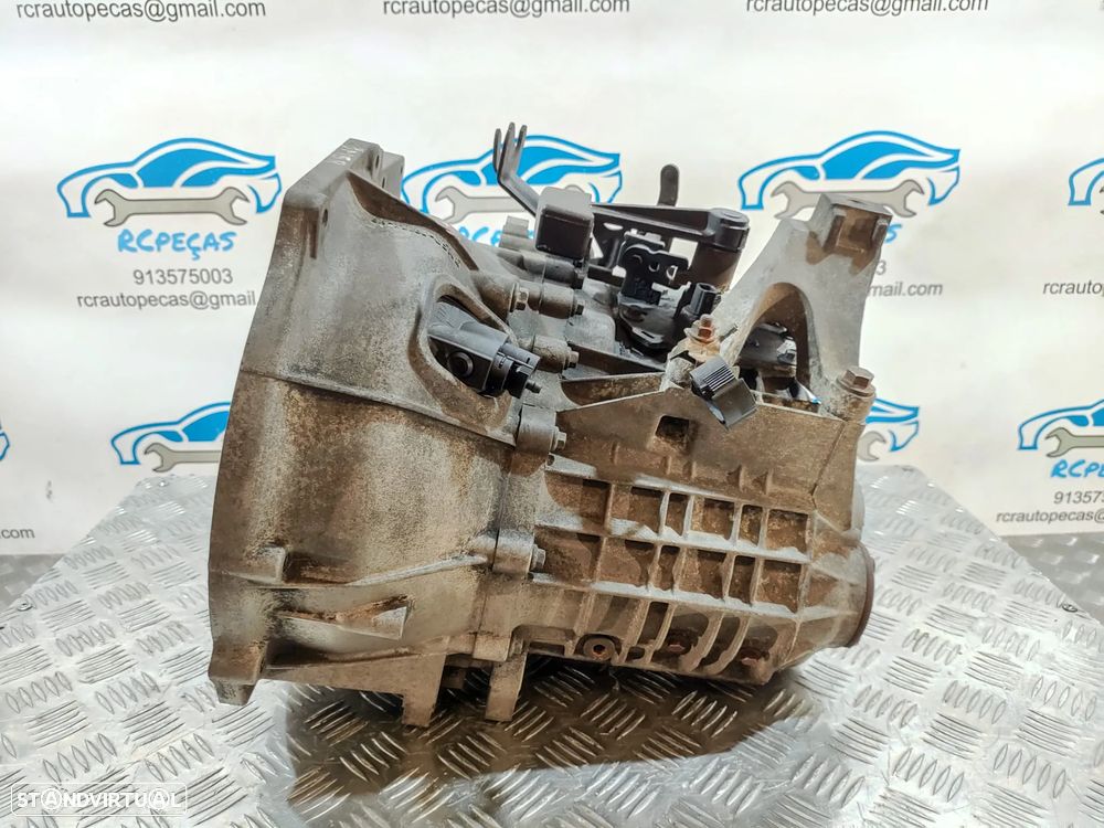 CAIXA VELOCIDADES MANUAL 3M5R7F096YF - 1