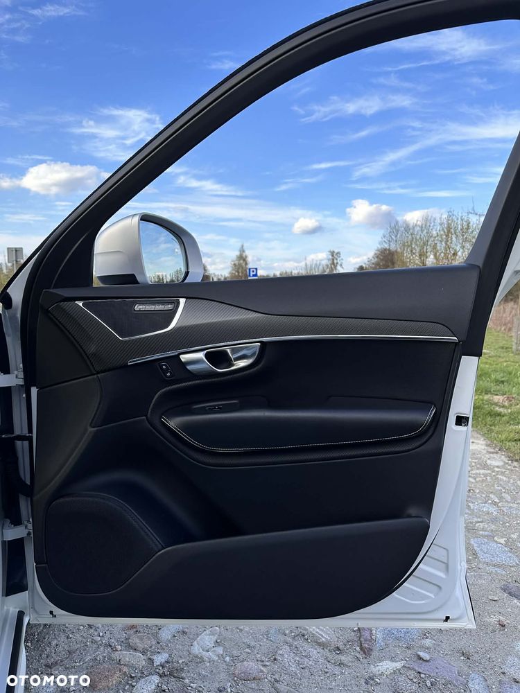 Volvo XC 90 T6 AWD R-Design - 33