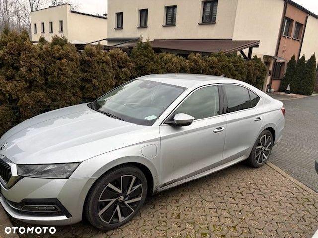 Skoda Octavia 1.4 TSI Plug-In Hybrid Style DSG - 2