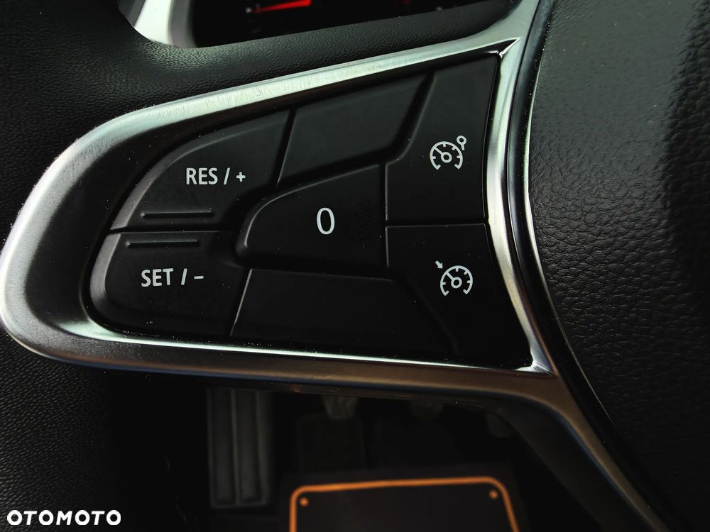 Renault Captur TCe 100 BUSINESS EDITION - 24
