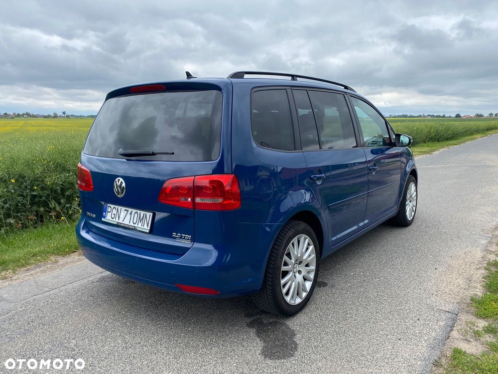 Volkswagen Touran 2.0 TDI DPF DSG MATCH - 4
