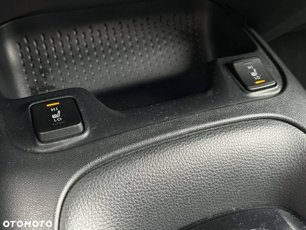 Toyota Corolla 2.0 Hybrid Comfort - 26