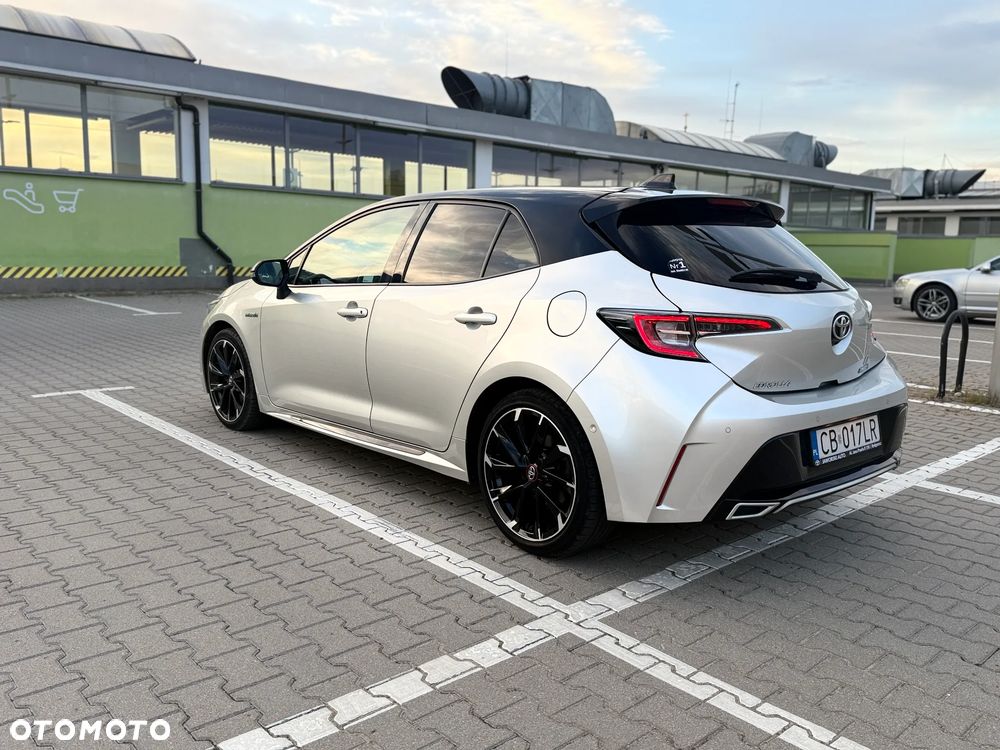 Toyota Corolla - 4