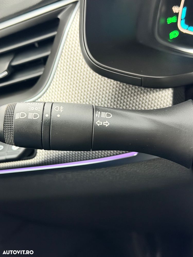 Renault Arkana E-TECH Hybrid Zen - 22