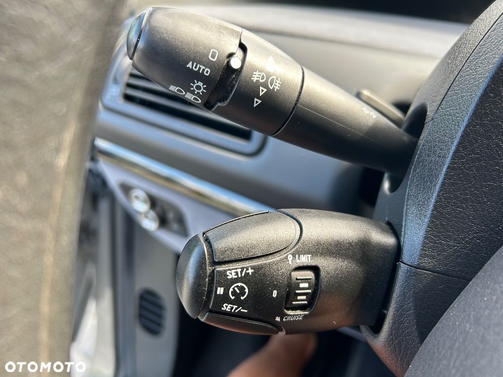 Citroën C8 2.0 HDi SX - 35