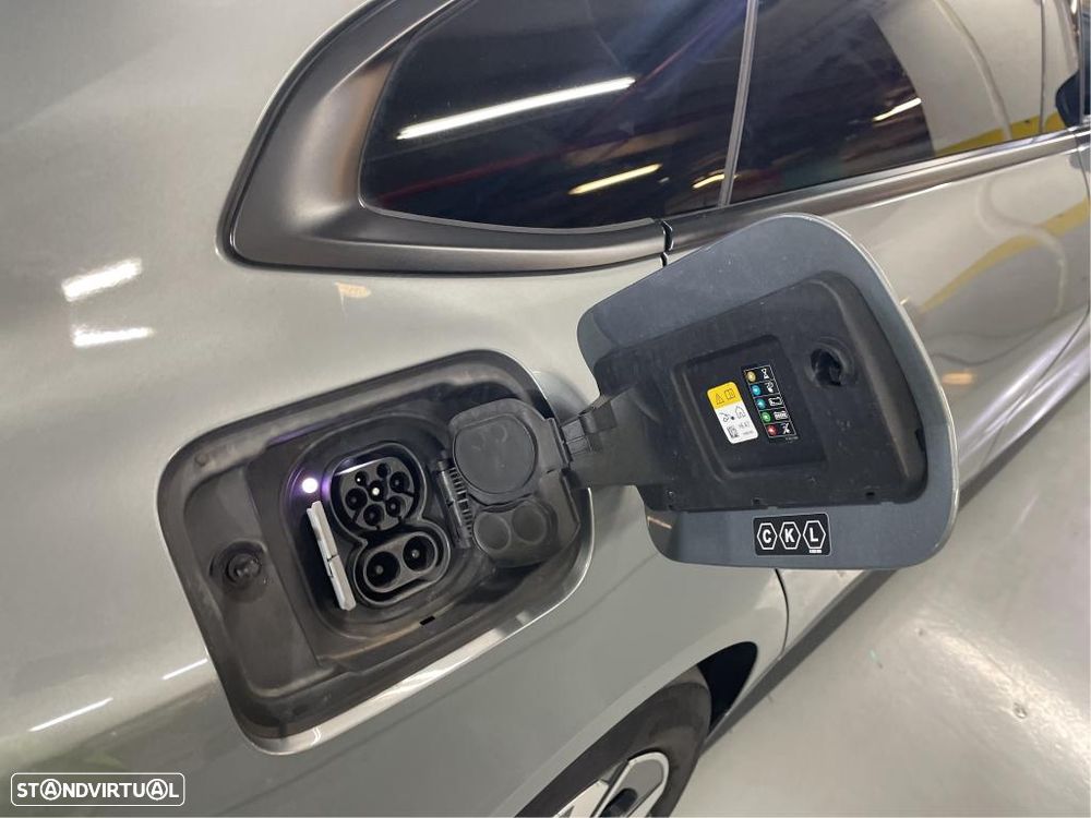 BMW i4 eDrive40 - 12