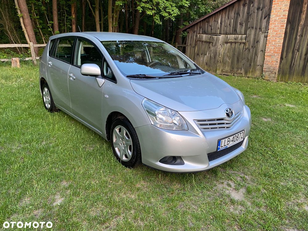 Toyota Verso 2.0 D-4D Luna - 11