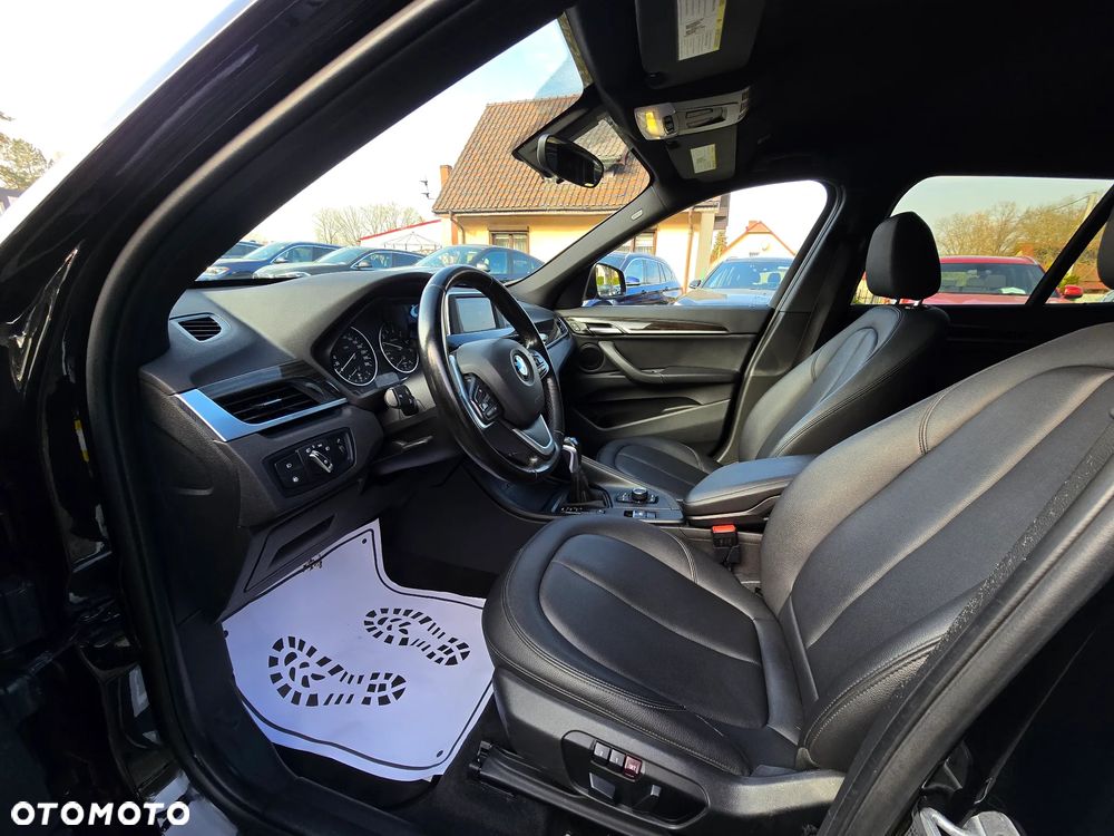 BMW X1 xDrive25i GPF xLine - 17