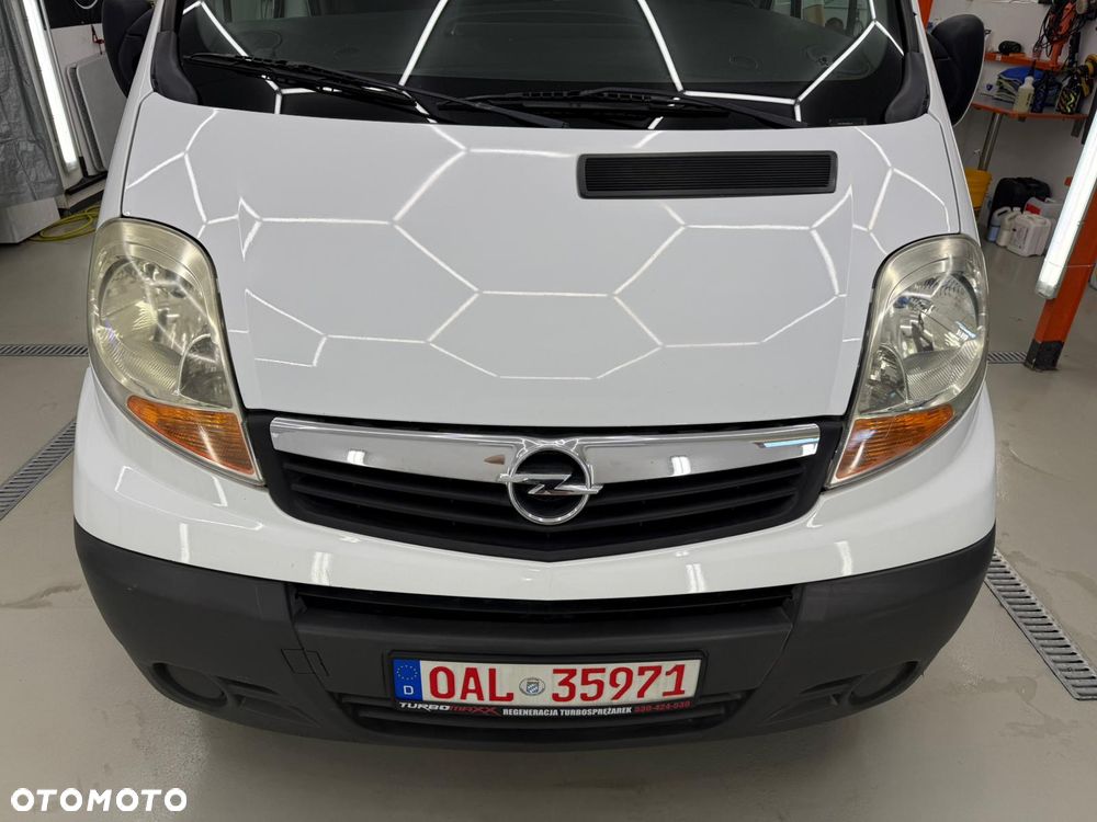 Opel Vivaro - 9