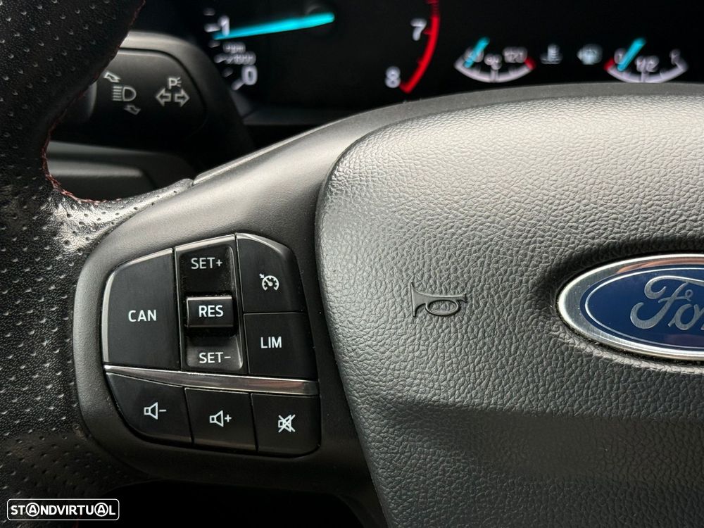 Ford Focus SW 1.0 EcoBoost MHEV ST-Line - 12