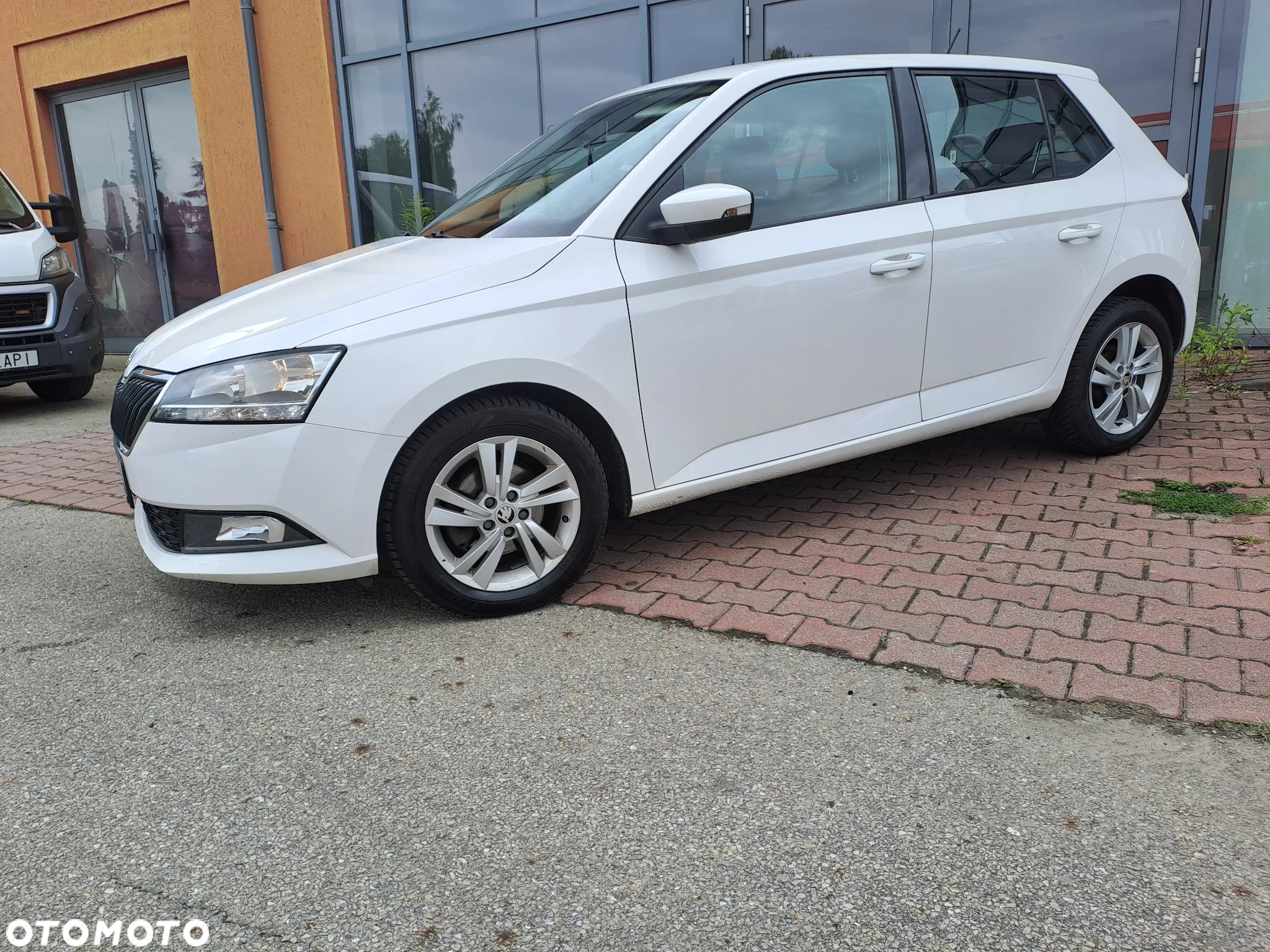 Skoda Fabia - 8