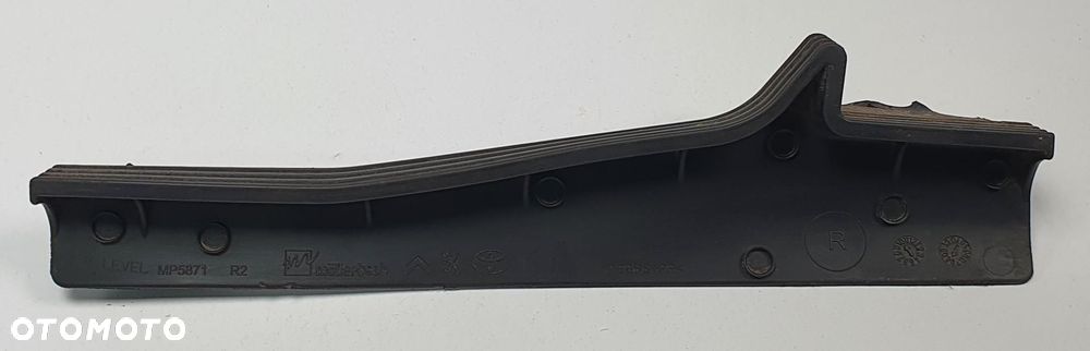 OSŁONA LISTWA CHLAPACZ PRAWY TYŁ TOYOTA AYGO MP5871 - 1