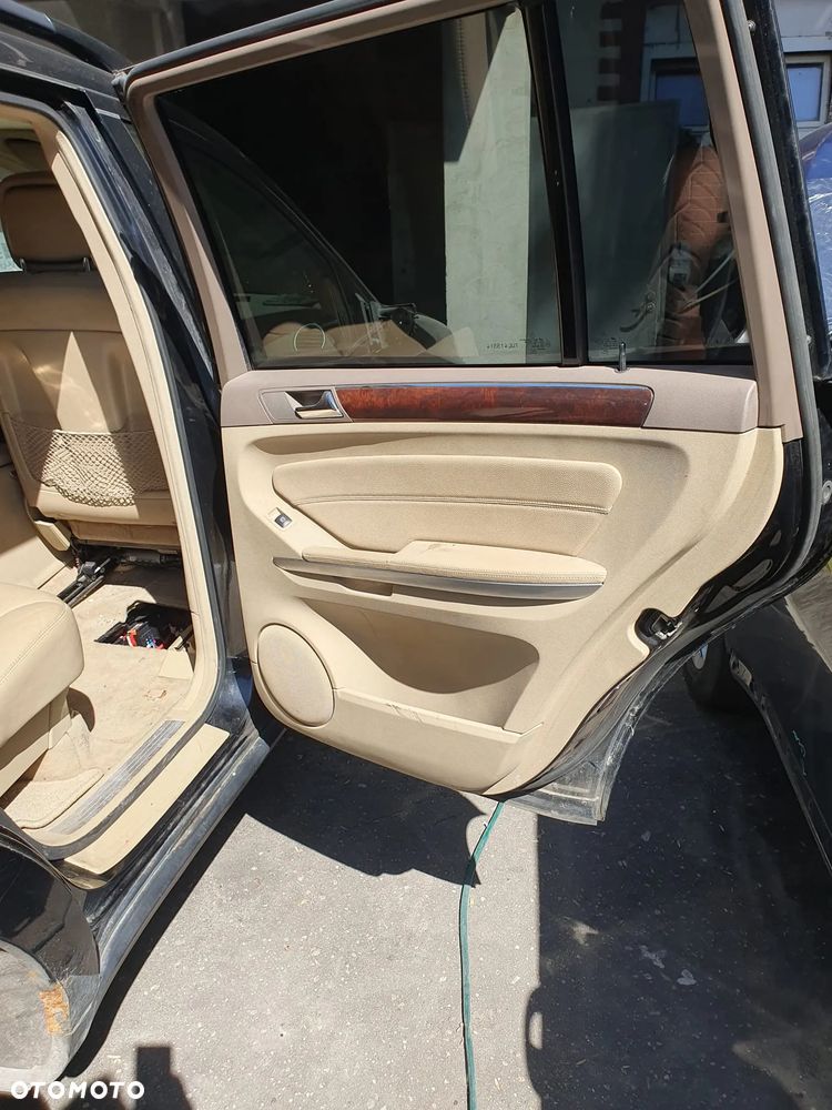 Mercedes-Benz GL 450 4Matic 7G-TRONIC - 5