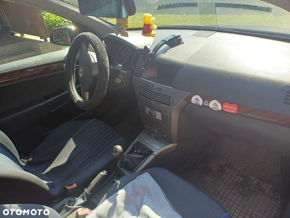Opel Astra - 4